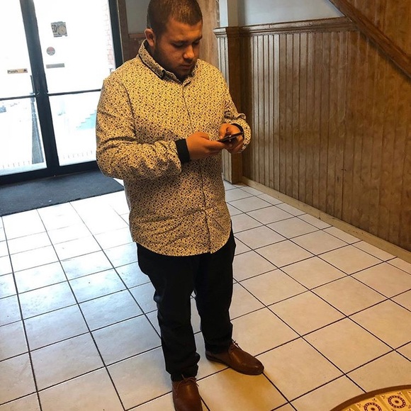 Meet your Posher, Christian - Picture 1 of 1